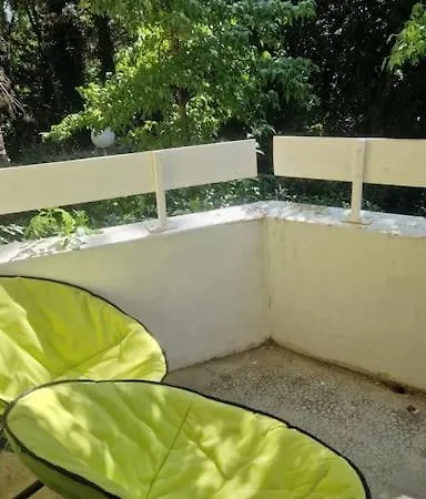 Appartement Joli T2 Vue Sur Le Jardin Proche De Toulouse à Launaguet Extérieur photo