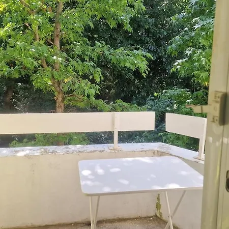 Appartement Joli T2 Vue Sur Le Jardin Proche De Toulouse à Launaguet Extérieur photo